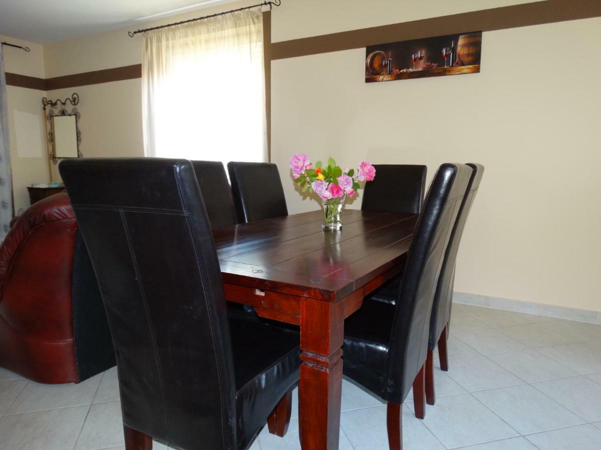 House Magnolia Apartment Velence Luaran gambar